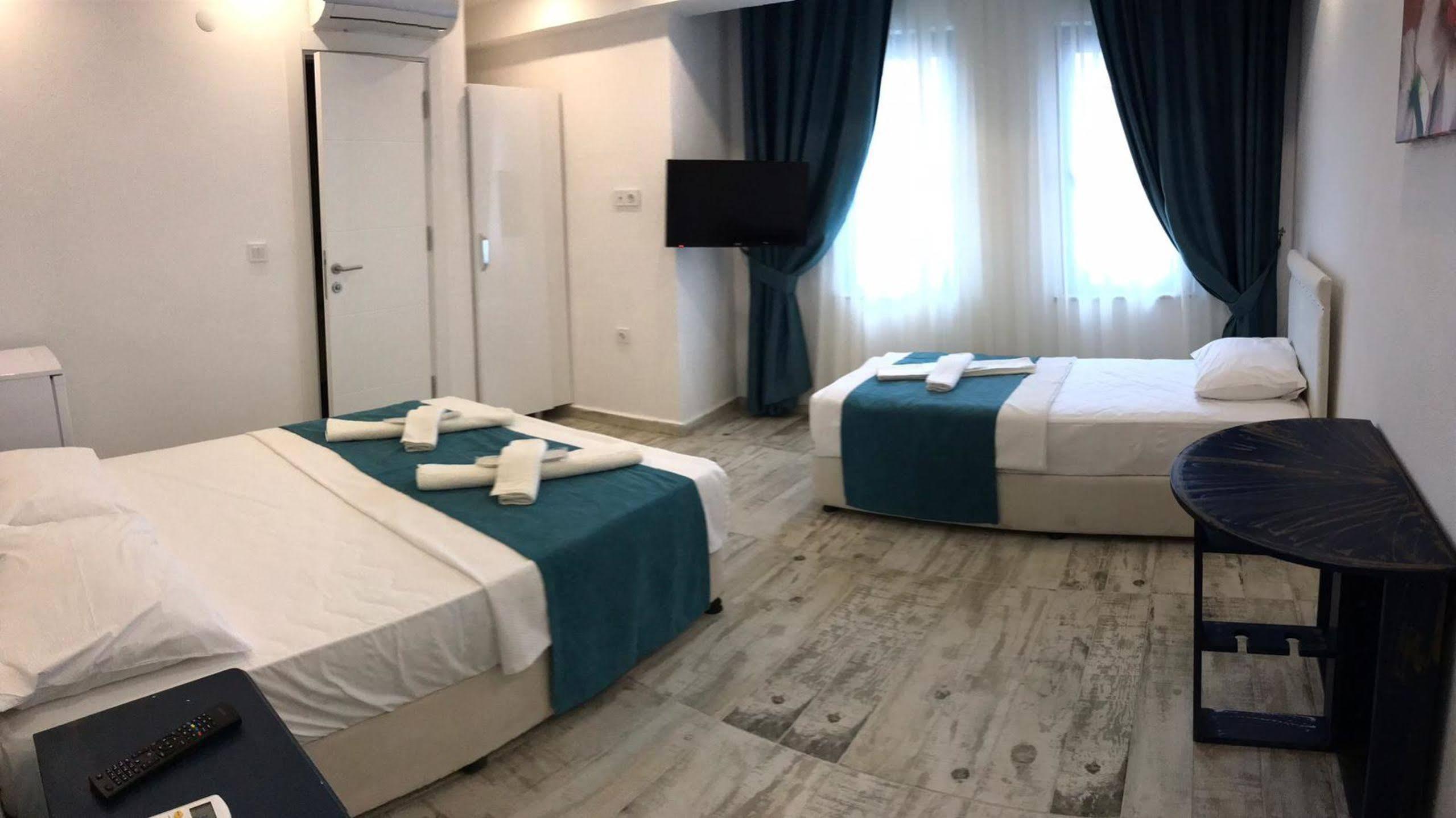 בוזקאדה Tenes Otel מראה חיצוני תמונה